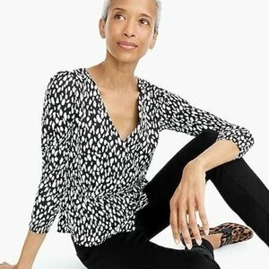 J. Crew Satin Crepe Peplum Top Women’s Size 00 Button Front Long Sleeves Elegant